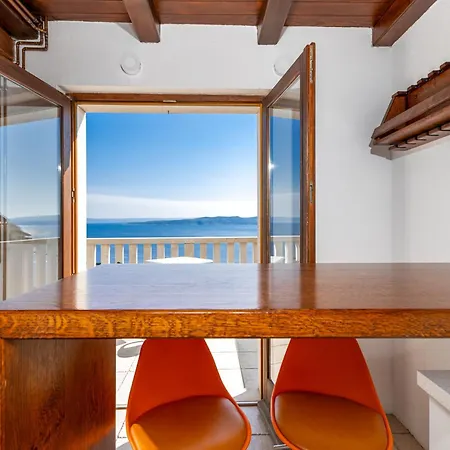 Seaview With Swimming Pool & Parking Brela