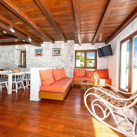 Apartamento Seaview With Swimming Pool & Parking *