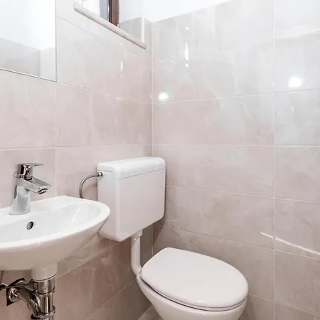 Apartamento Seaview With Swimming Pool & Parking *