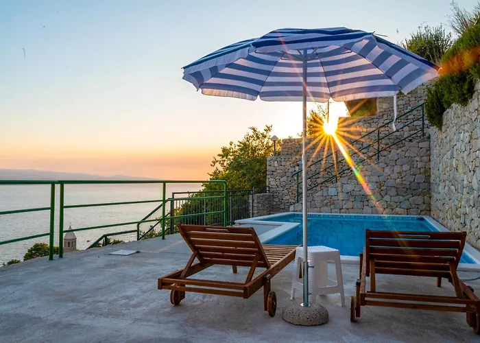 Seaview With Swimming Pool & Parking * Brela