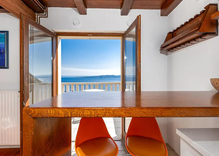 Seaview With Swimming Pool & Parking Brela