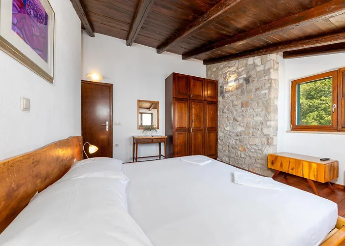 Seaview With Swimming Pool & Parking Brela