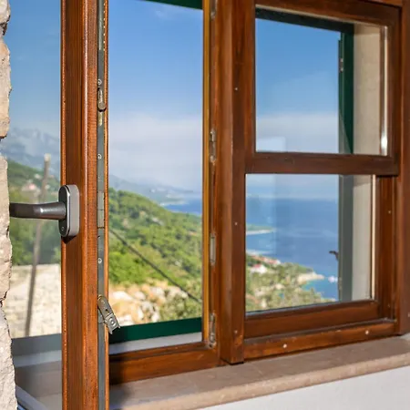Apartament Seaview With Swimming Pool & Parking *